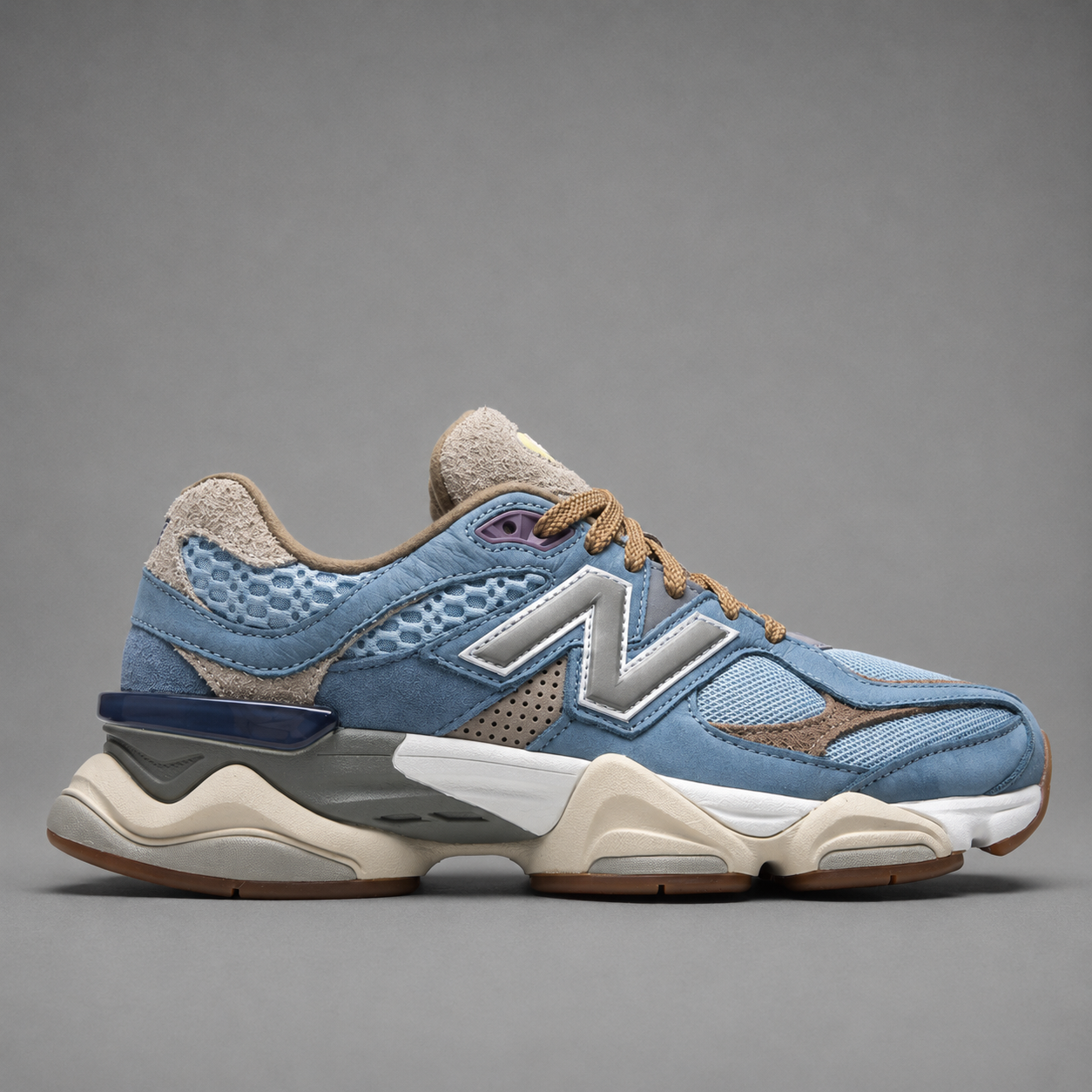 9060 Sky Blue – Bleu Ciel / Beige / Gris