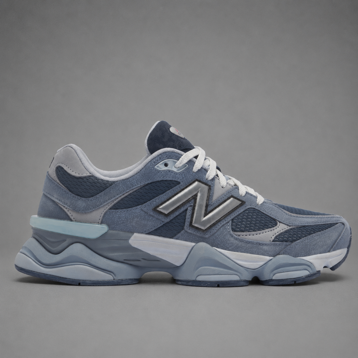 9060 Steel Blue – Bleu Gris / Argent / Glacier