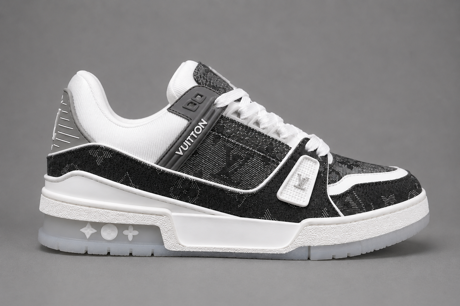LV Trainer Monogram Shadow – Noir / Gris / Blanc