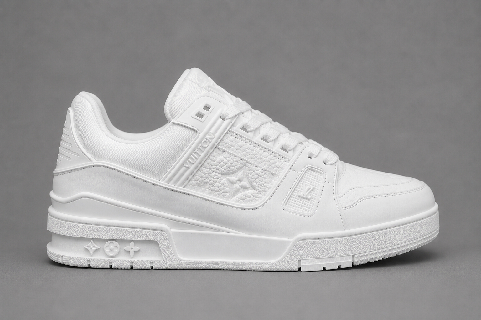 LV Trainer Triple White – Blanc Total