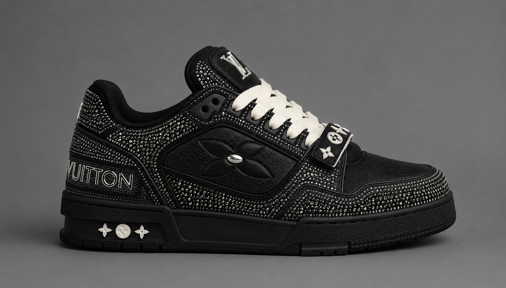 LV Trainer Crystal Full Black – Noir Total / Crystal