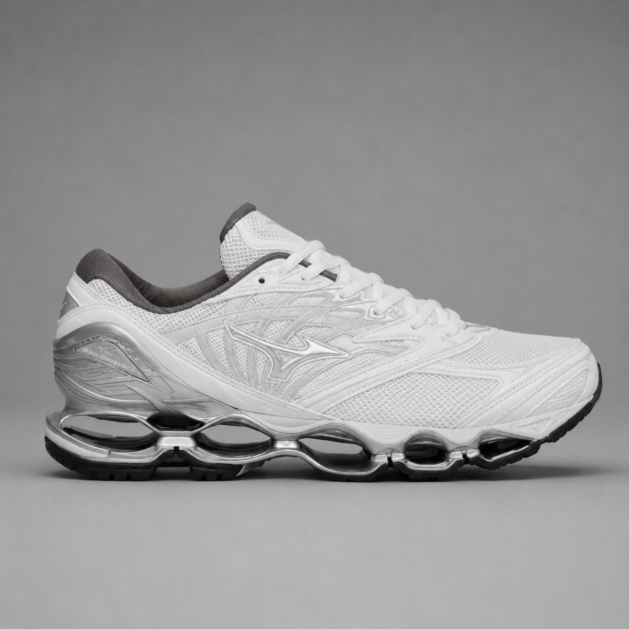 Prophecy LS White Chrome – Blanc / Argent Chrome