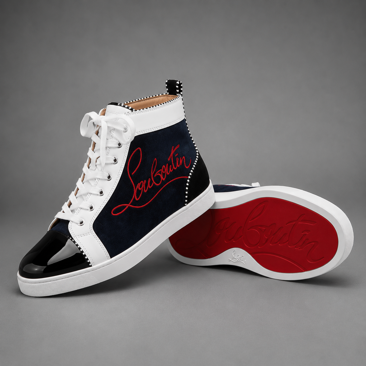 Louis Spikes Montante Navy Red Script – Bleu Marine / Blanc / Rouge