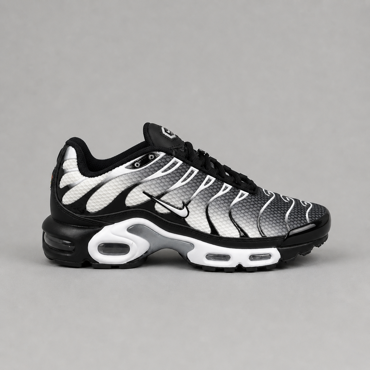 TN Black White Gradient – Noir / Blanc dégradé