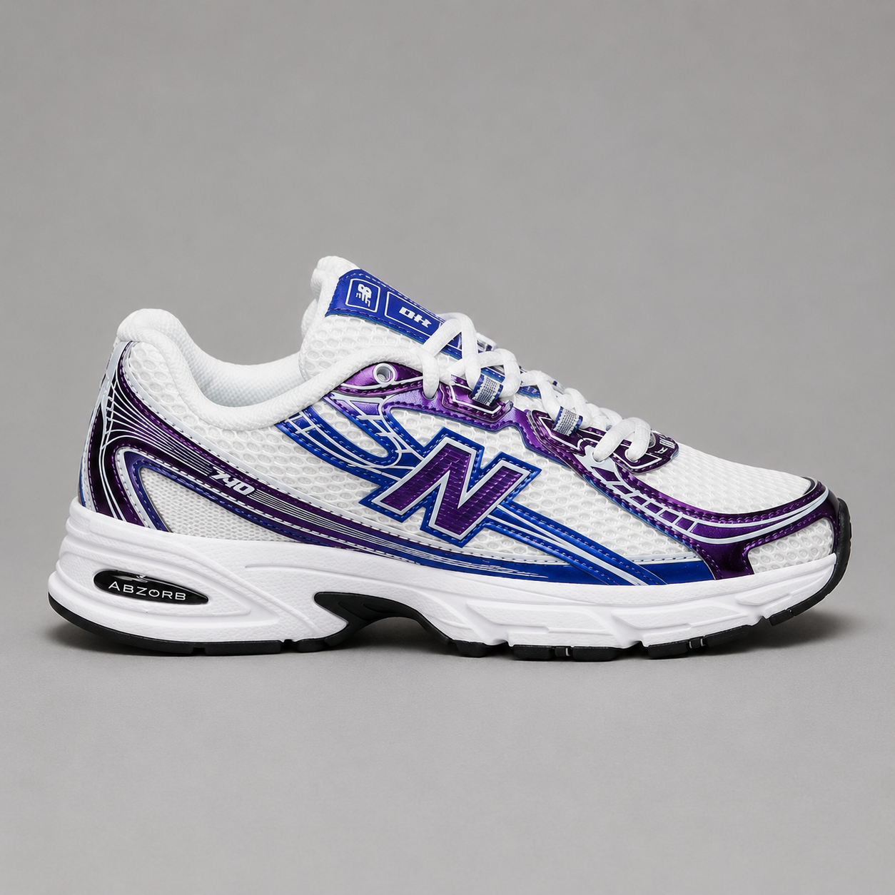 740 – White Purple / Blue