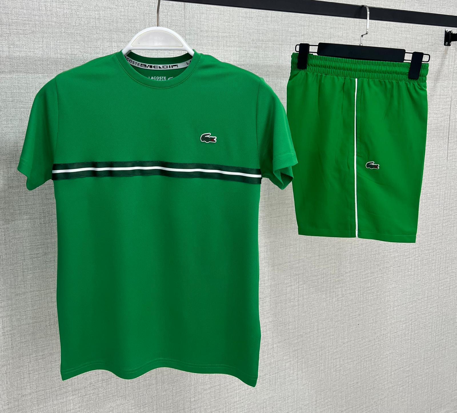 Ensemble Sport Essentials – Vert Premium